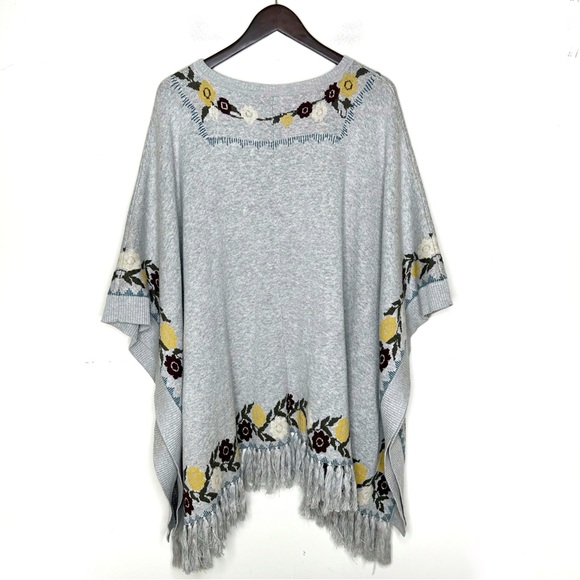 Sundance Hazy Days Knit Floral Fringed Poncho O/S - Picture 4 of 10